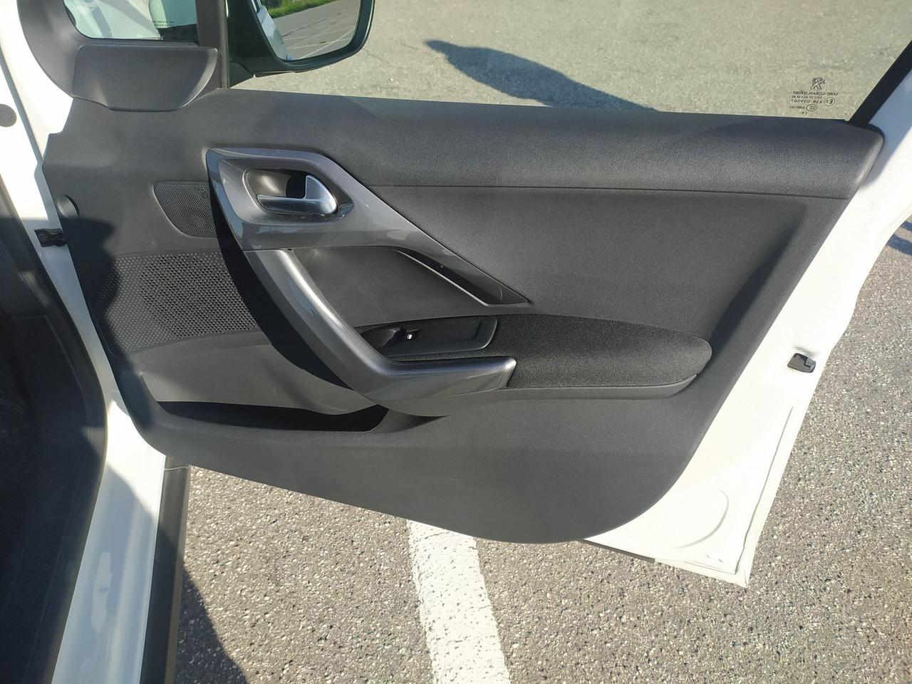 Peugeot 2008 Active 1.5 Blue HDI 100 #6891
