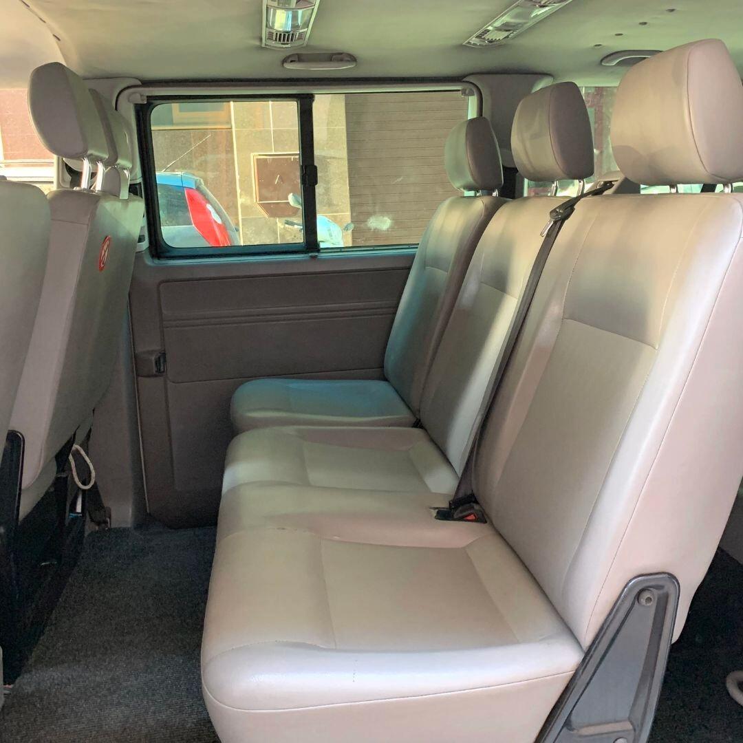 Volkswagen T5 Caravelle minivan