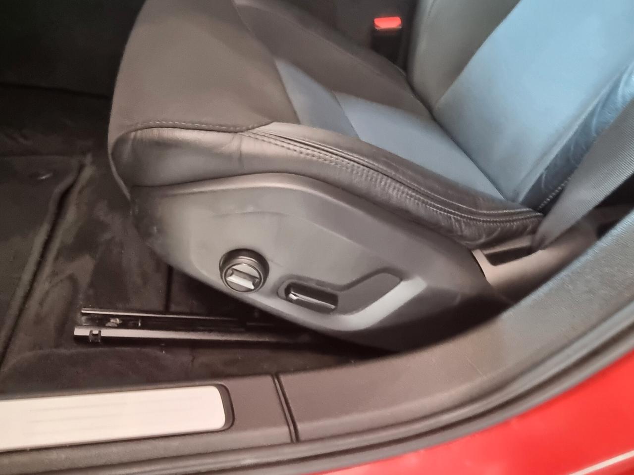 Volvo V60 T6 Twin Engine AWD Geartronic Business Plus