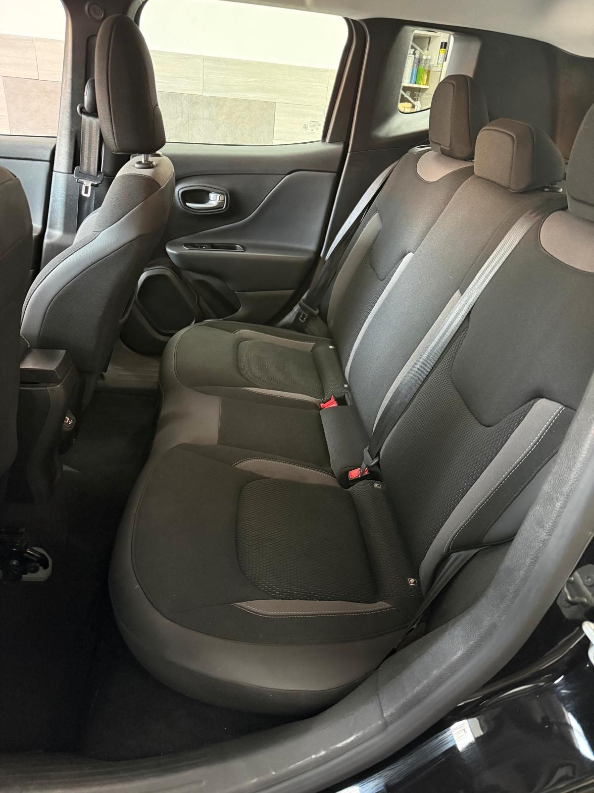 Jeep Renegade 1.5 Turbo T4 MHEV Limited