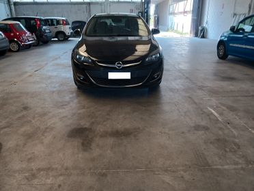 Opel Astra 1.4 Turbo 140CV 4 porte GPL Tech Cosmo