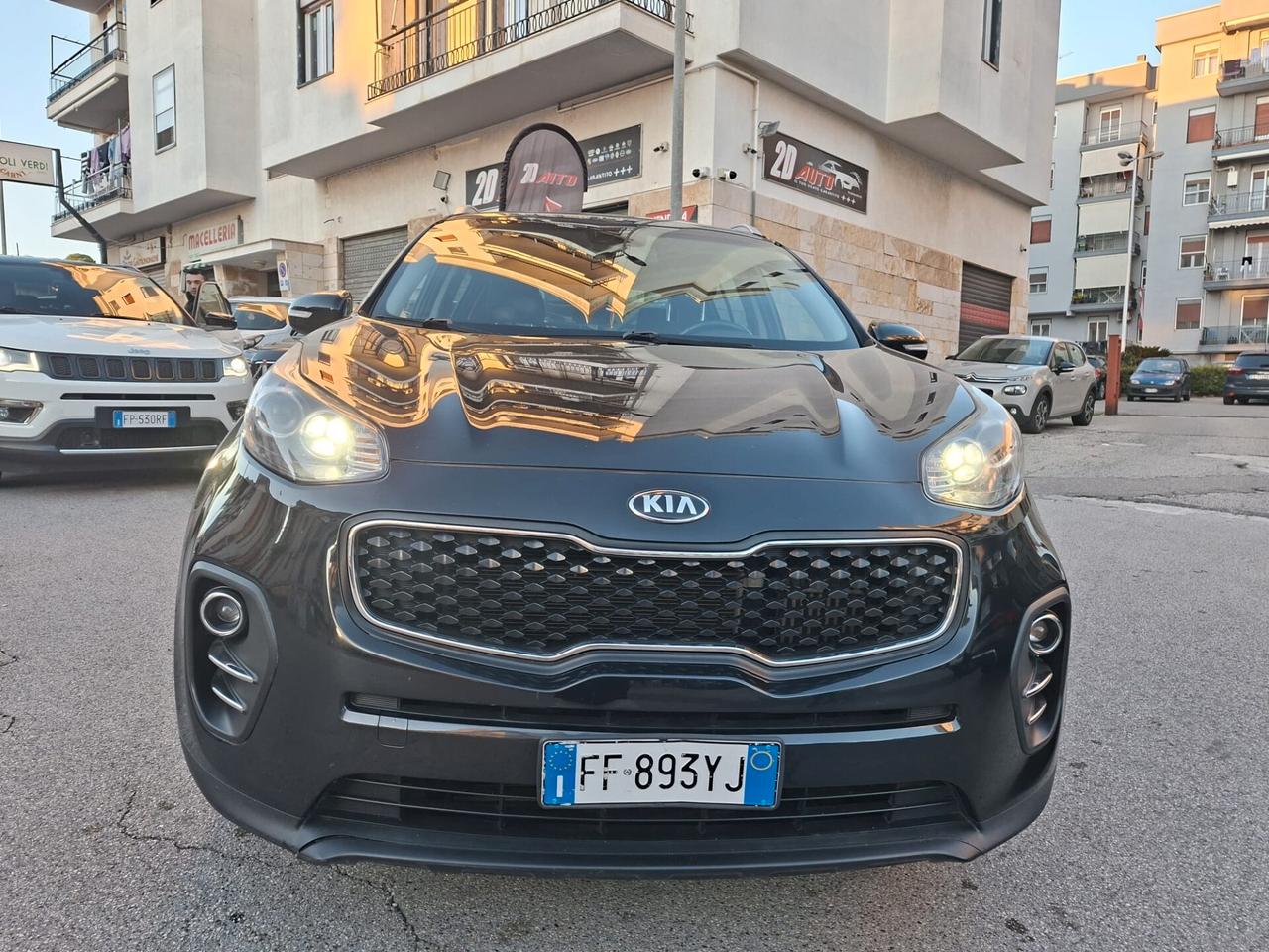 Kia Sportage 1.7 CRDI 2WD Cool * Pelle * Navi * Garantita 12 Mesi