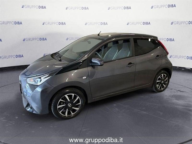 Toyota Aygo II 2018 5p 5p 1.0 x-clusiv 72cv