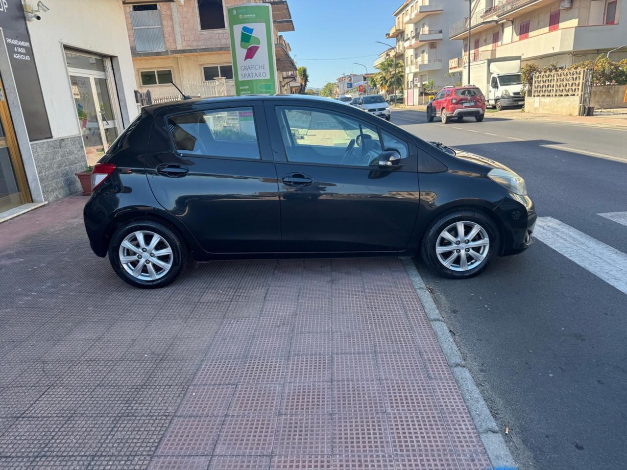 Toyota Yaris 1.4 D-4D 5 porte Lounge