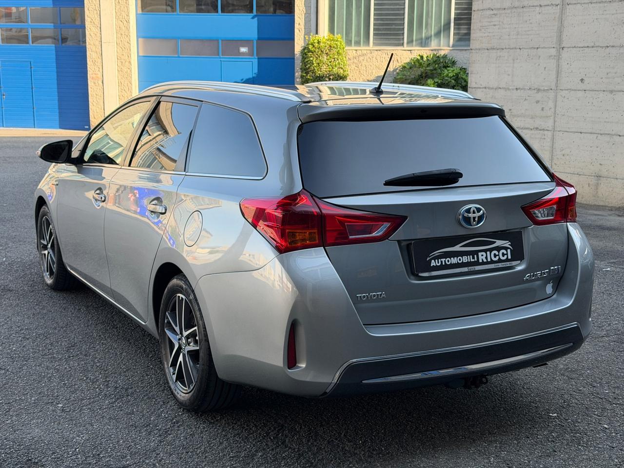 Toyota Auris Touring Sports 1.8 Hybrid Lounge
