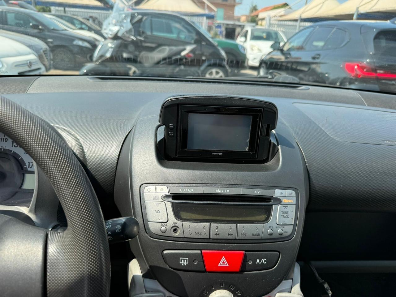 Toyota Aygo 1.0 12V VVT-i 5 porte Lounge MMT