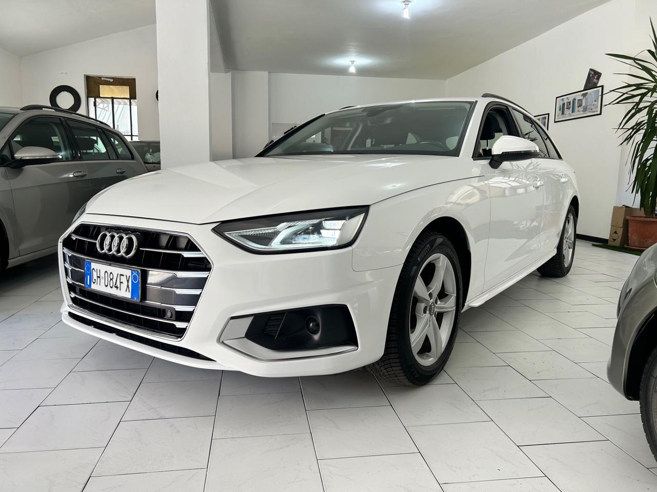 Audi A4 Avant 30 TDI/136 CV S tronic
