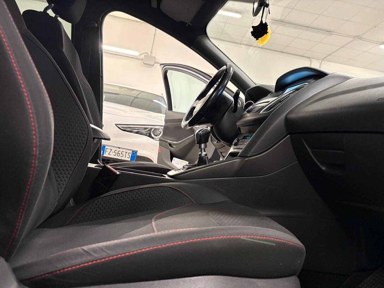 Ford Focus ST LINE 1.0 EcoBoost 125 CV 5 p.