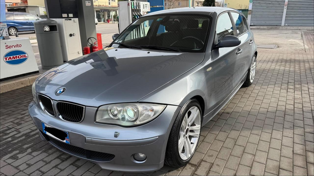 Bmw 118 118d cat 5 porte Attiva