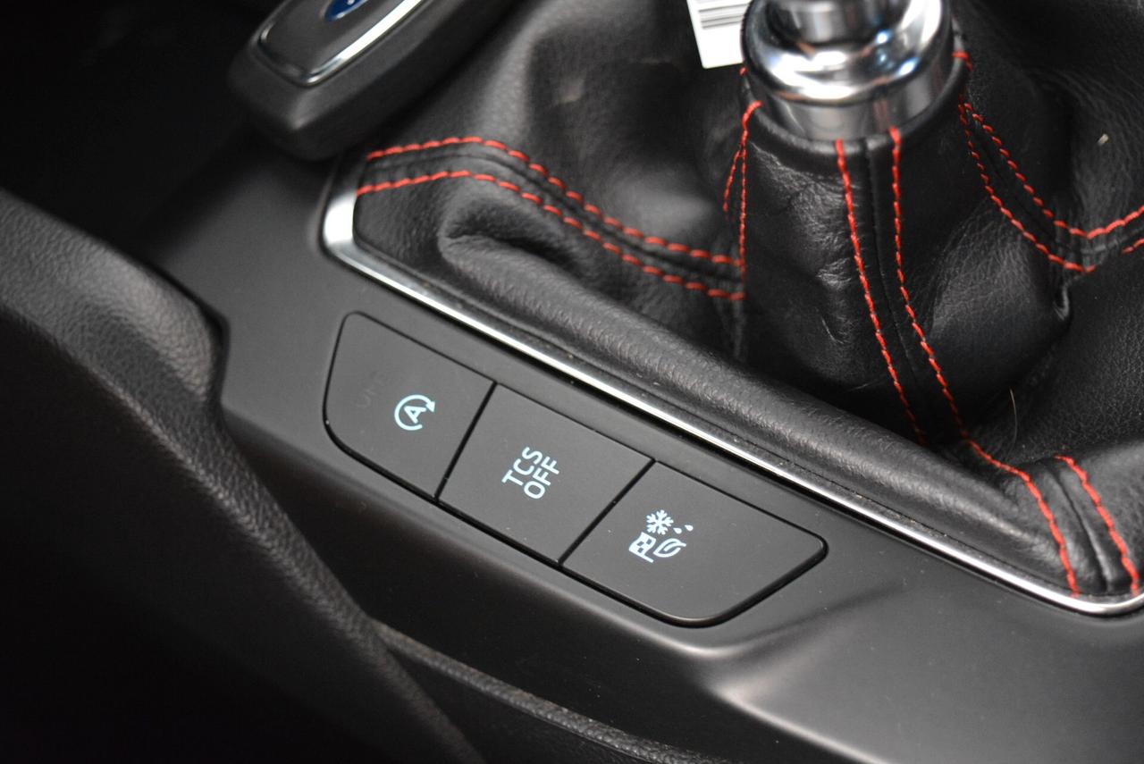Ford Focus 10 Hybrid 125 CV 5 porte ST-Line telecamera
