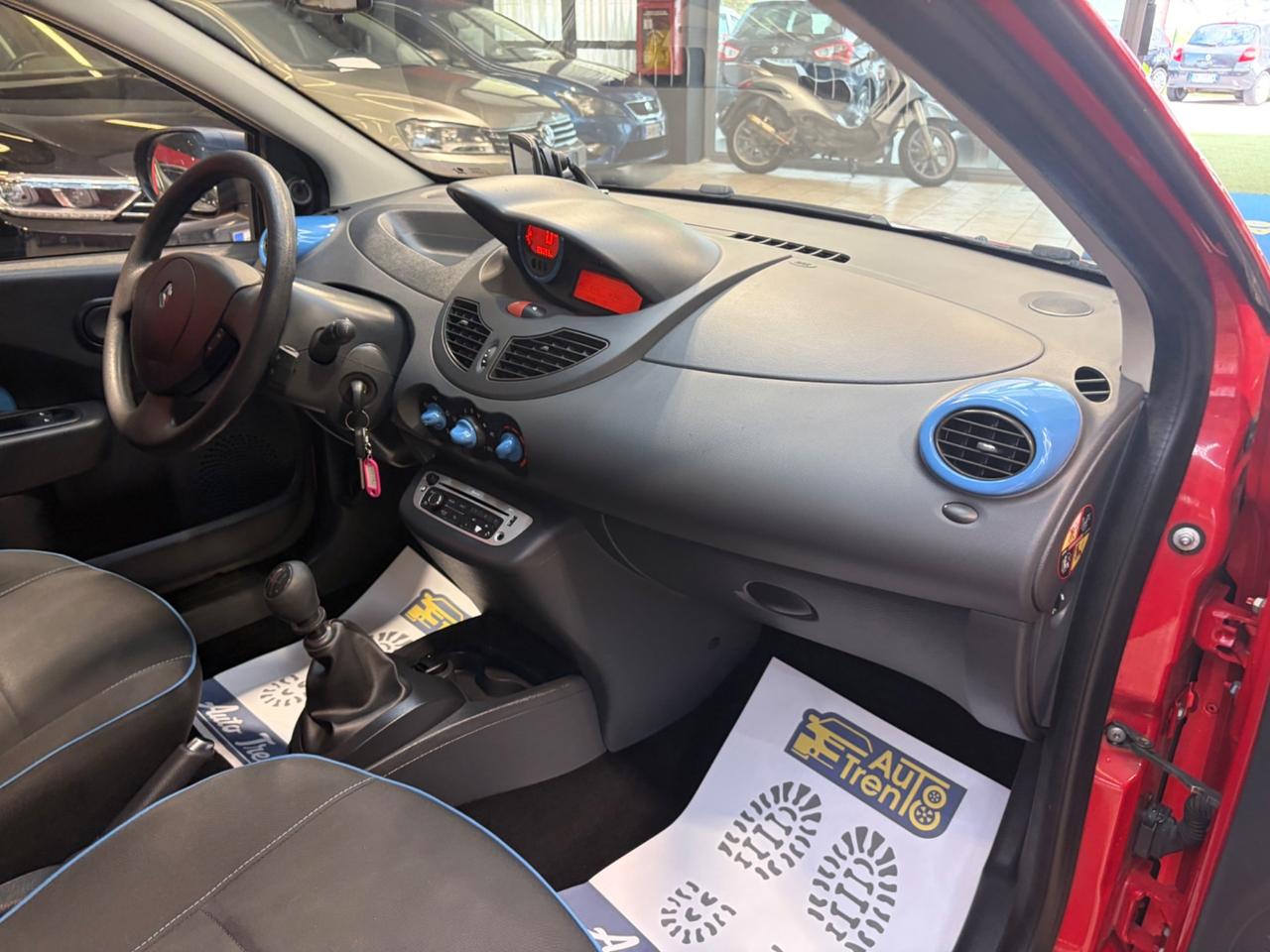 Renault Twingo 1.2 16V Etoile solo 110.000 km