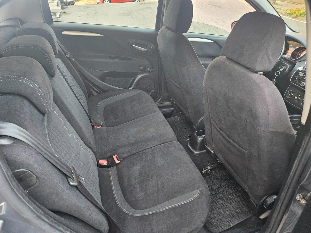 Fiat Punto 1.3 MJT II 75 CV 5 porte Lounge 2014