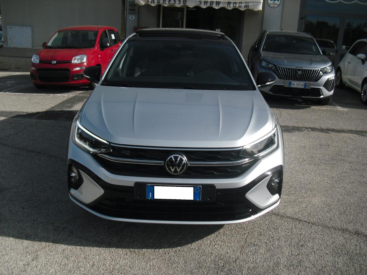 Volkswagen Taigo 1.0 TSI 110 CV R-Line TETTO APRIBILE, FULL OPTIONAL!!