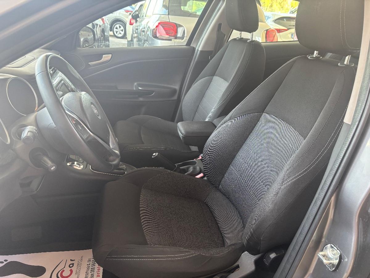 ALFA ROMEO - Giulietta - 1.6 JTDm 120 CV Super Launch Edition