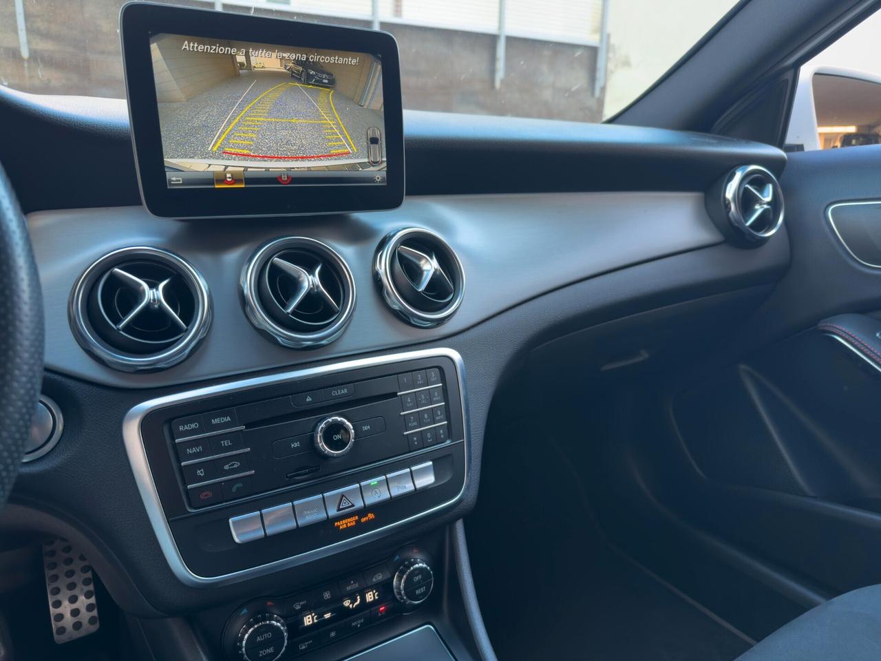 Mercedes-benz GLA 200 d Automatic Premium AMG 136 cv
