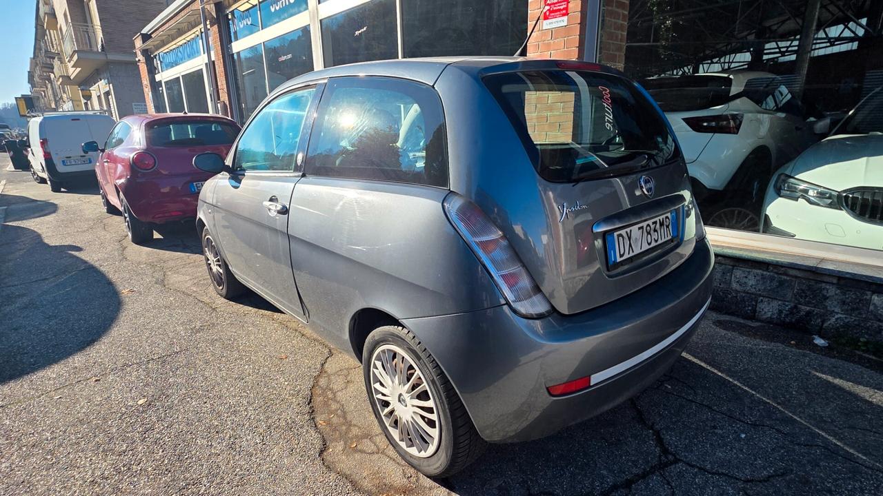 Lancia Ypsilon 1.4 Argento Ecochic GPL