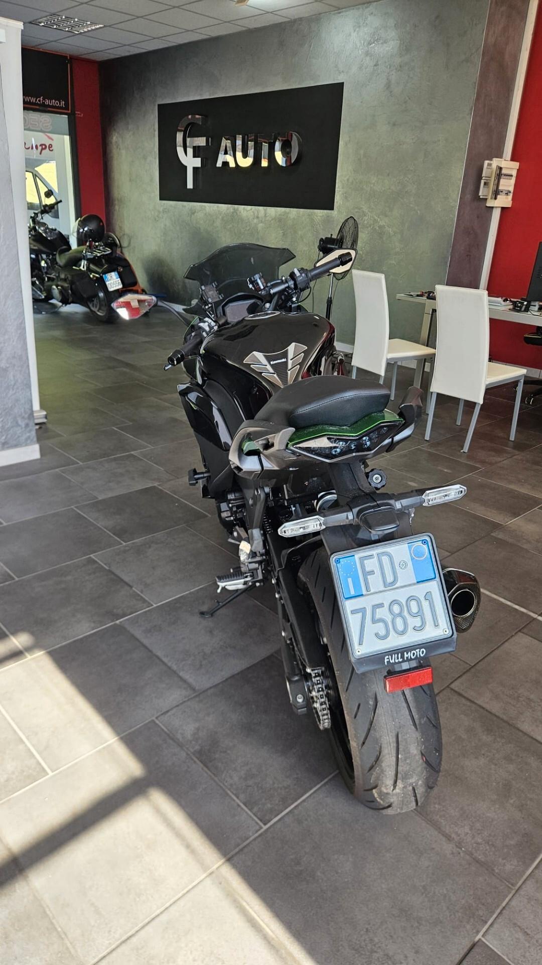 Kawasaki Ninja 1000 SX