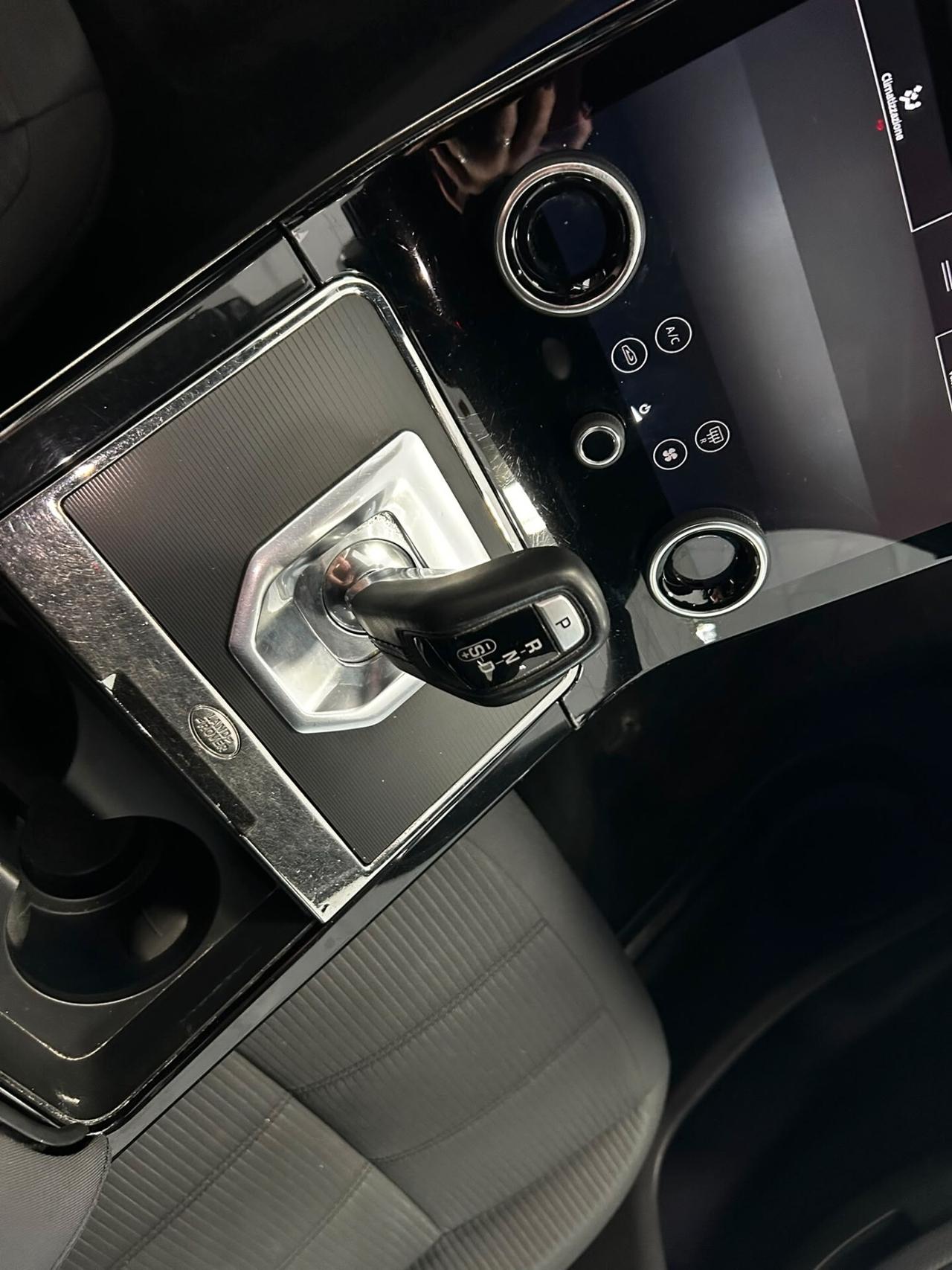 Land Rover Range Evoque 2.0 MHEV AWD R-Dynamic 2019