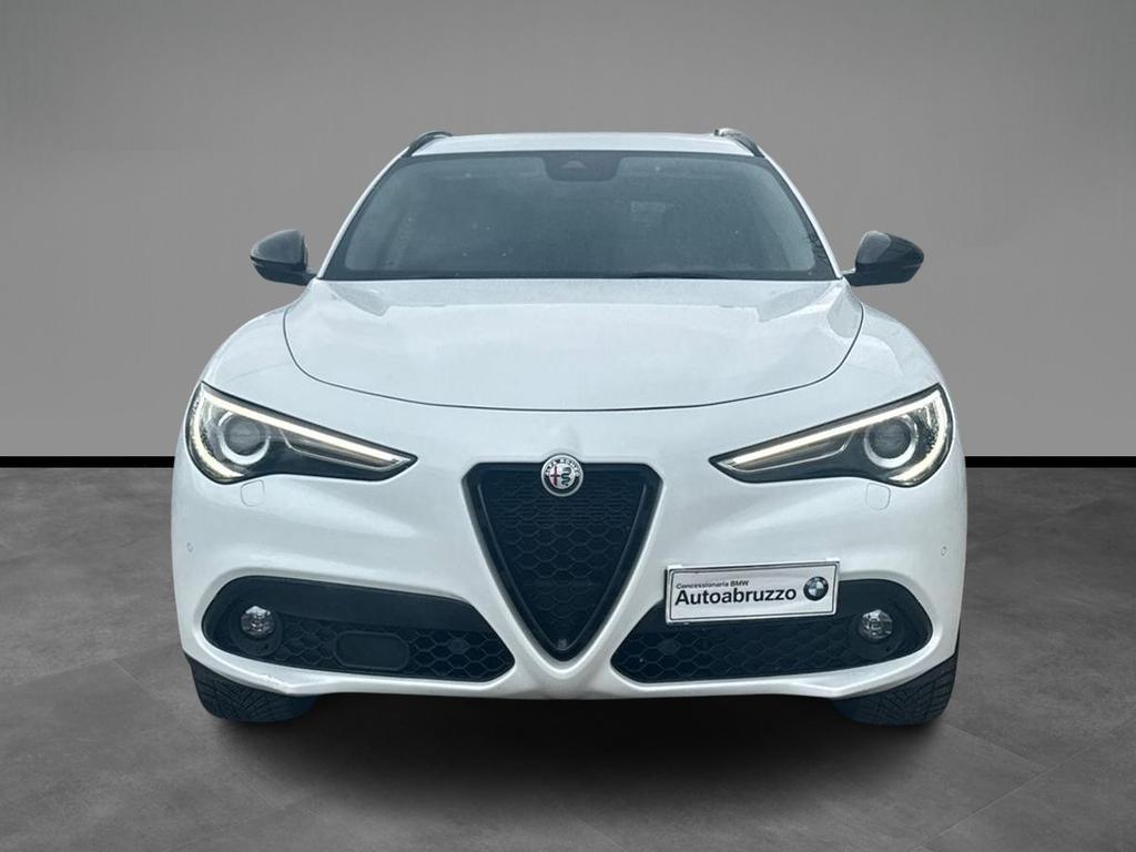 Alfa Romeo Stelvio 2.2 Turbo B-Tech Q4 Auto