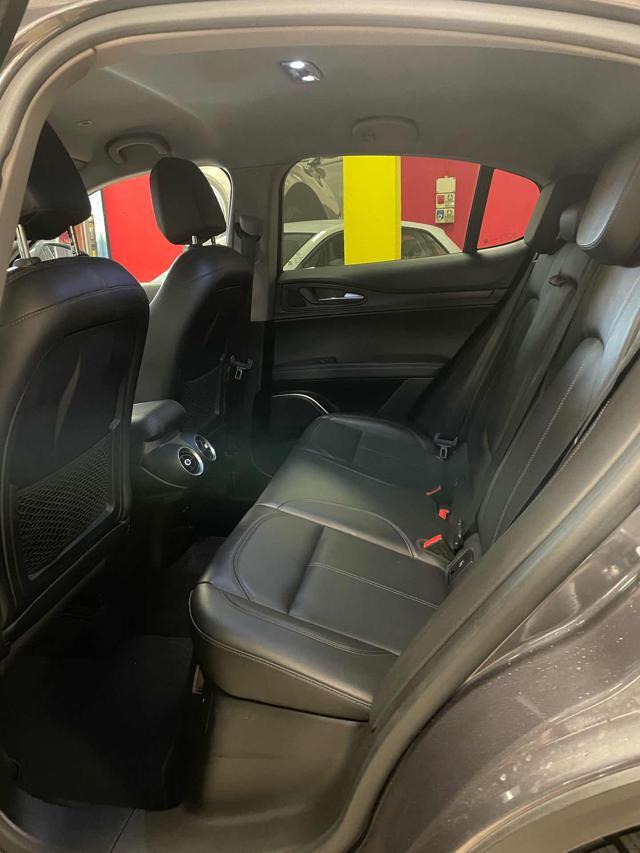 ALFA ROMEO Stelvio 2.2 Turbodiesel 210 CV AT8 Q4LED/NAVI/PDC/PELLE*