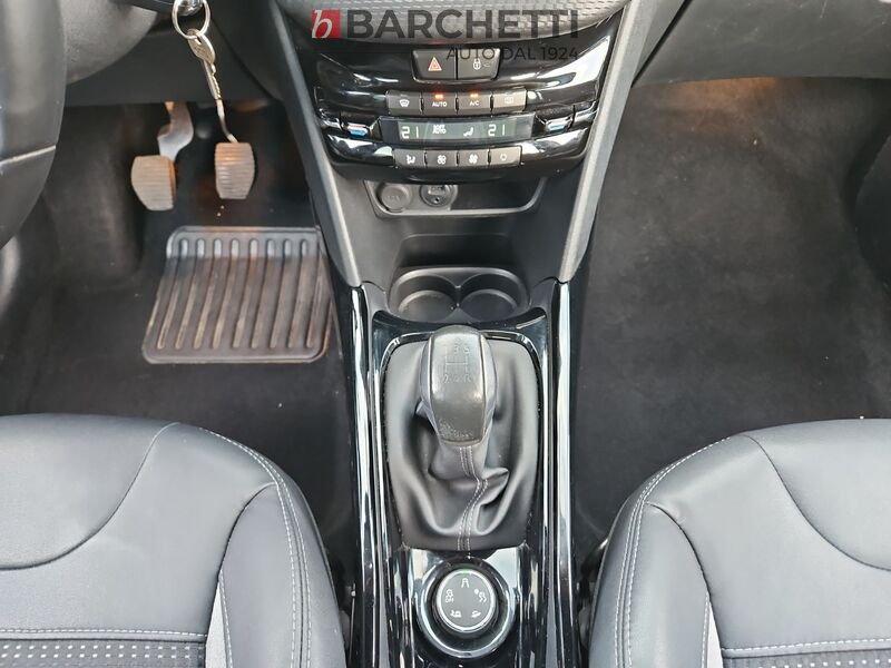 Peugeot 2008 1.2 PURETECH TURBO 110 CV STOP&START ALLURE