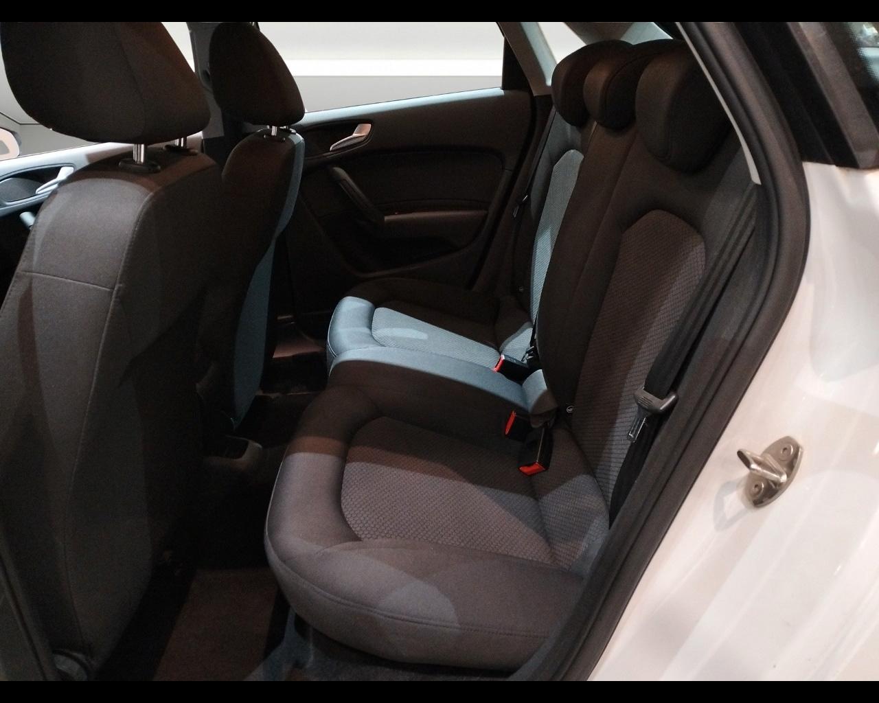 AUDI A1/S1 A1 SPB 1.6 TDI 116 CV Admired