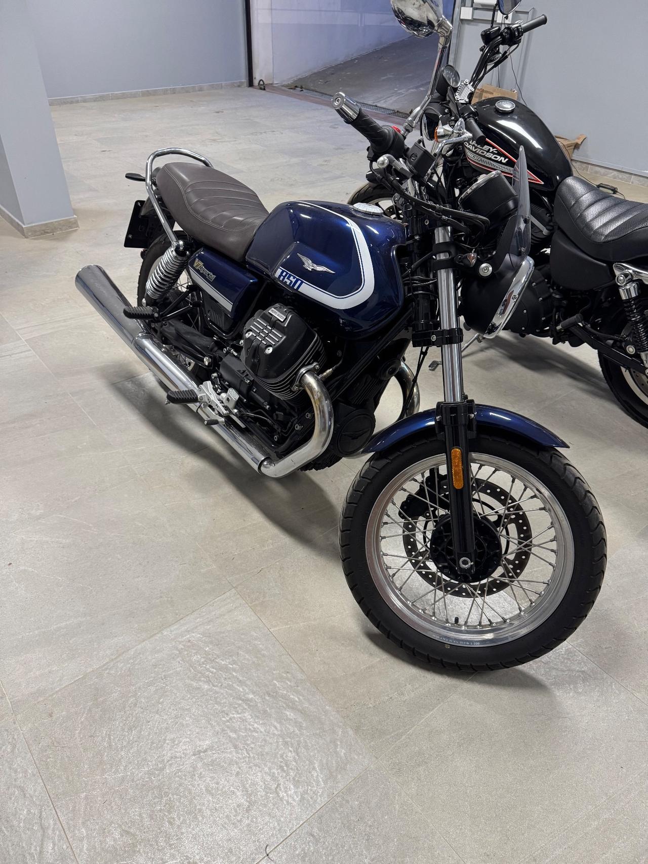 Moto Guzzi V7 IV Special 100^Anniversario