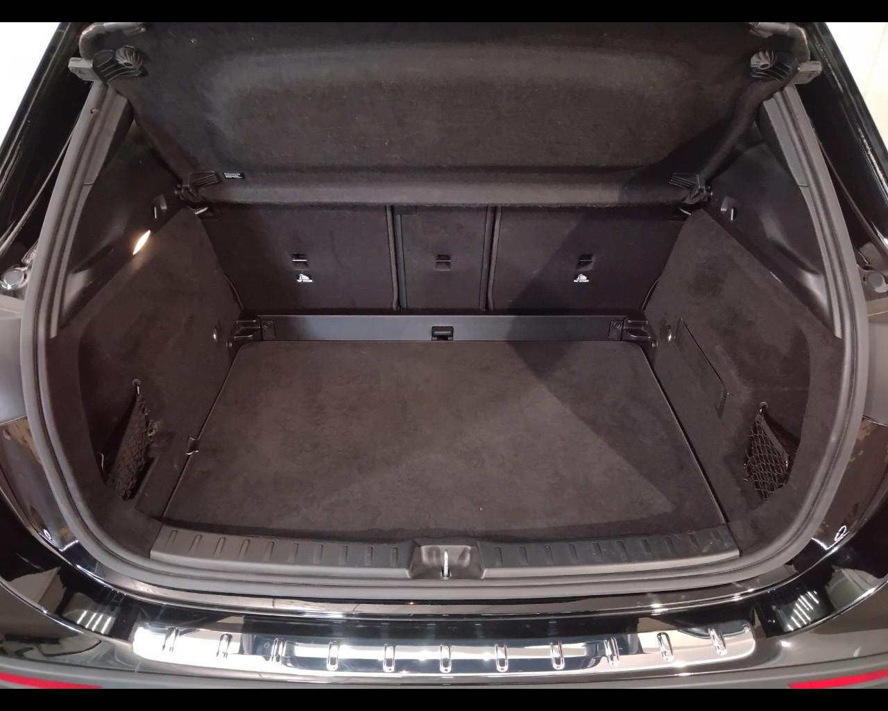 Mercedes-Benz GLA-H247 2023 - GLA 180 d Advanced auto