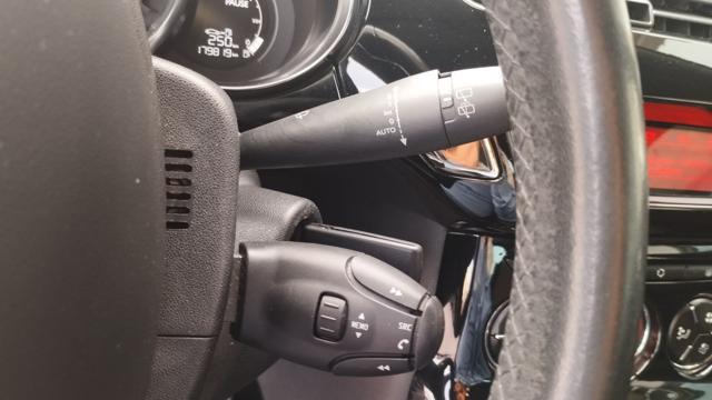 DS AUTOMOBILES DS 3 1.4 HDi 70 So Chic