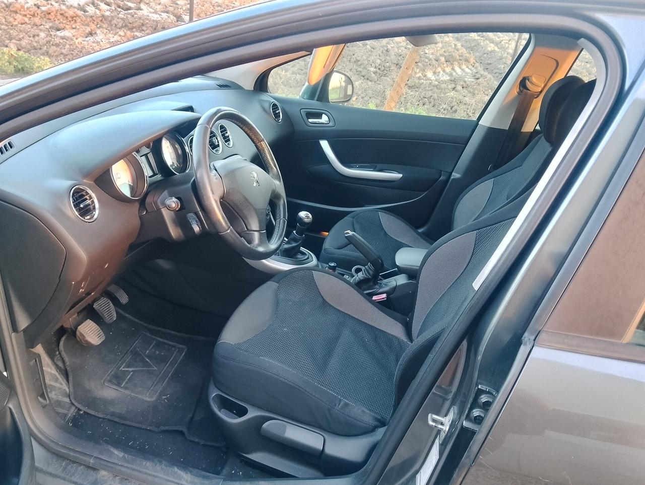 Peugeot 308 1.6 HDi 90CV 5p. Premium