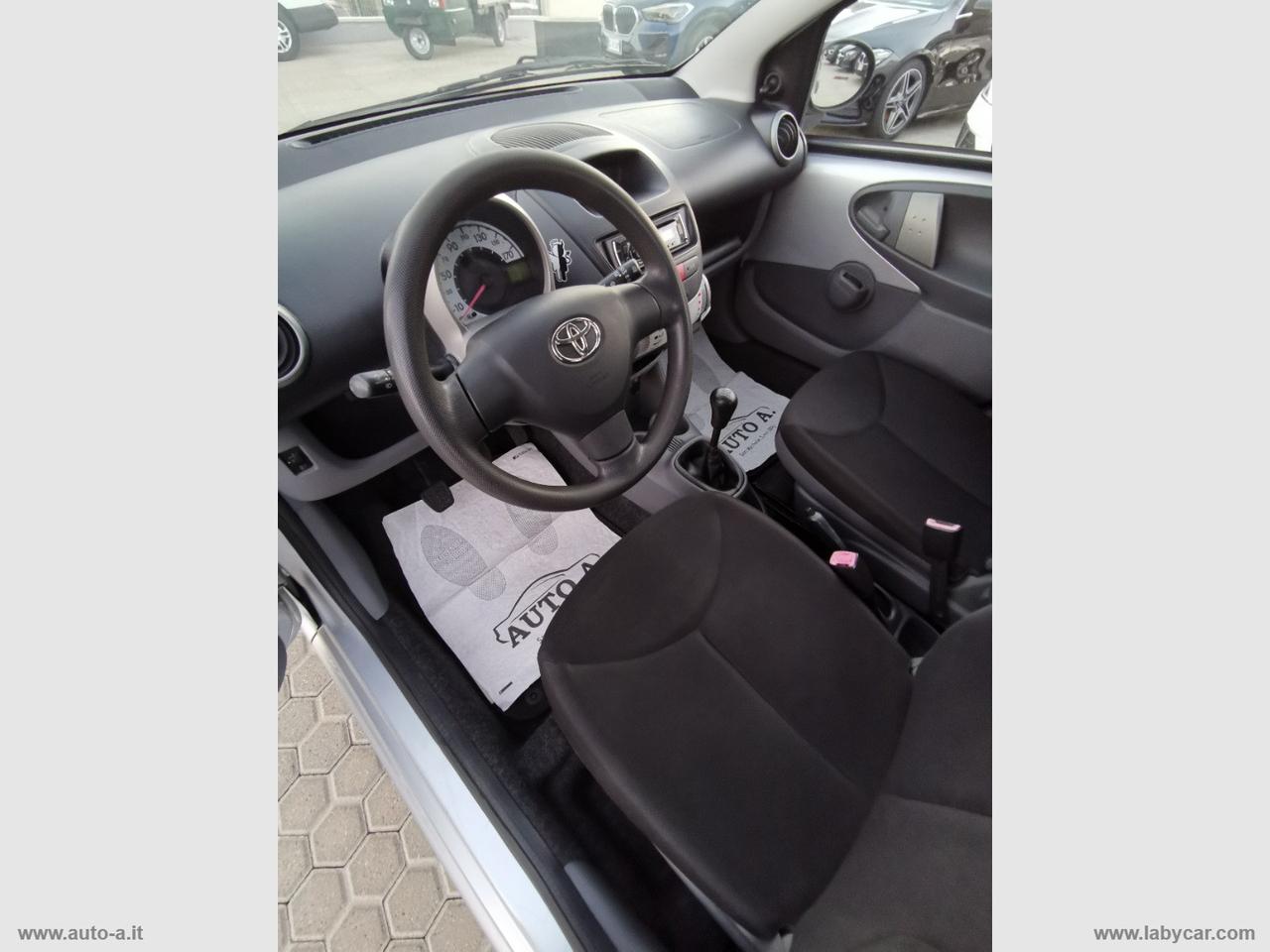 TOYOTA Aygo 1.0 VVT-i 5p. Sol