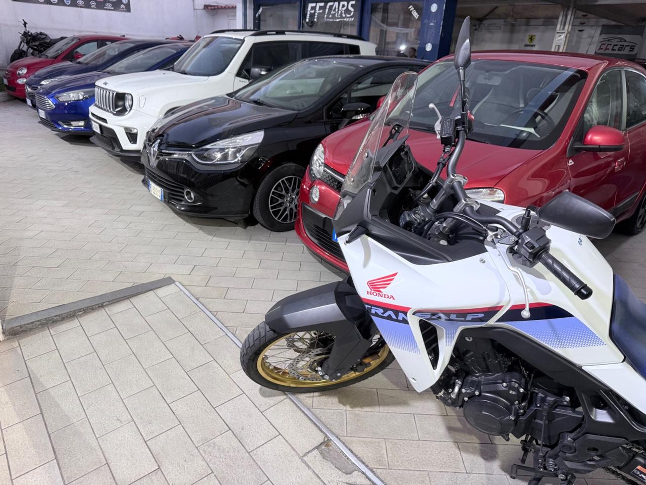 Honda Transalp XL 700 V Sport