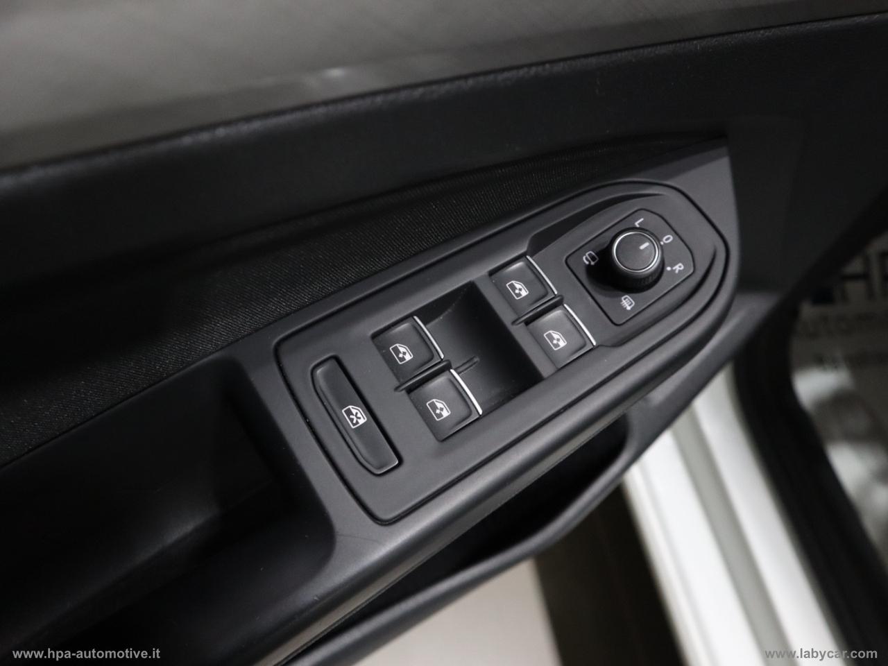 VOLKSWAGEN Golf 8 2.0TDI IQ-LIGHT FULL LED NAVI STYLE