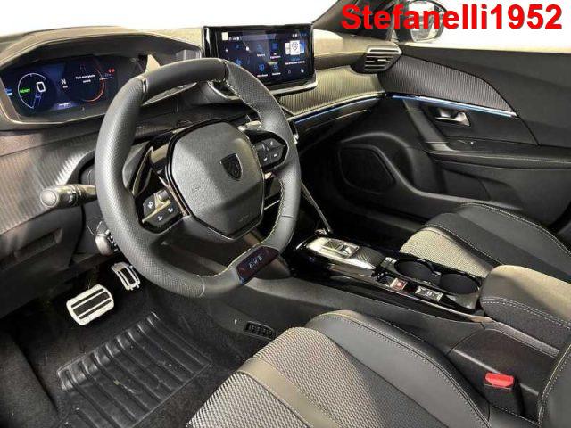 PEUGEOT 2008 54 kWh GT