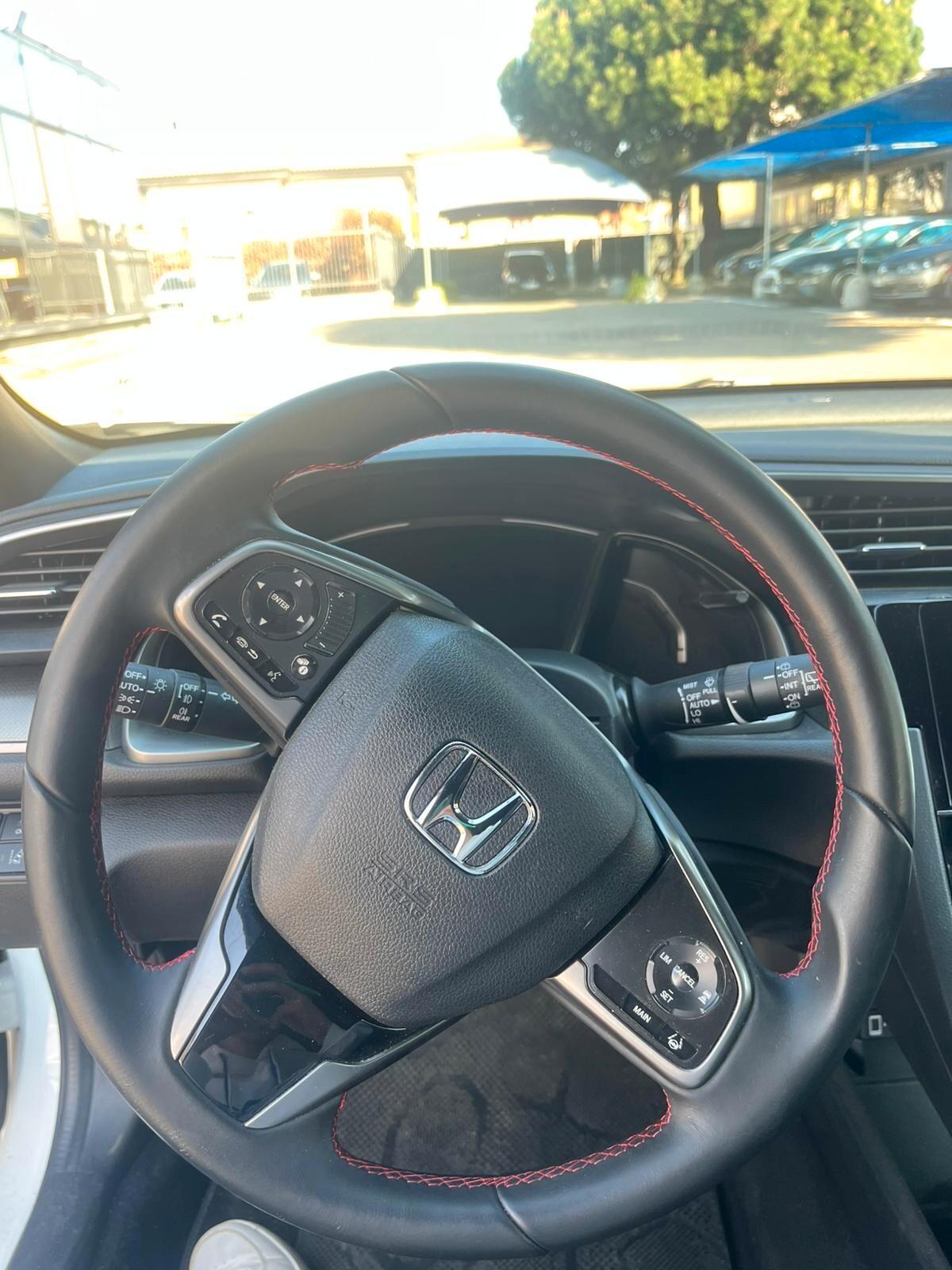 Honda Civic 1.0T 5 porte Dynamic Navi 126cv