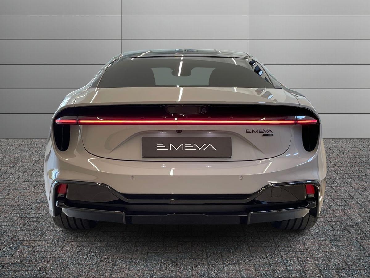 LOTUS EMEYA 600 GT