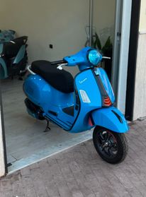 Piaggio Vespa 300 GTS hpe Supersport