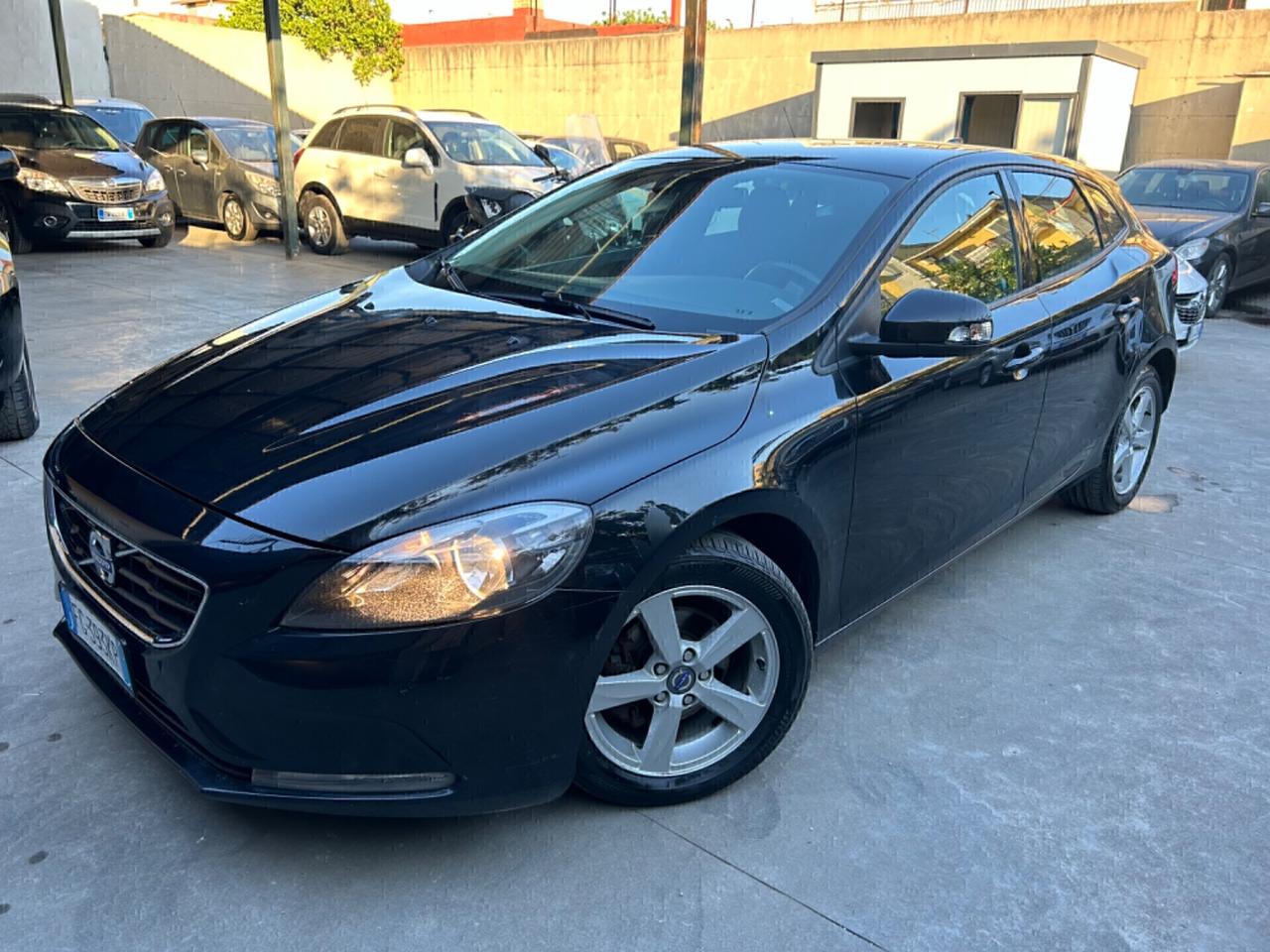 Volvo V40 D2 1.6D 114cv