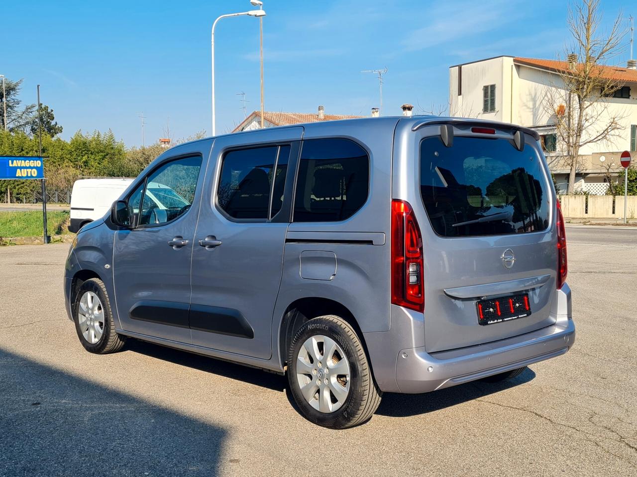 Opel Combo Life 1.5D 100 CV Elegance