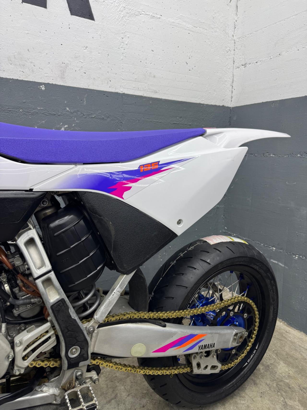 Yamaha YZ 125