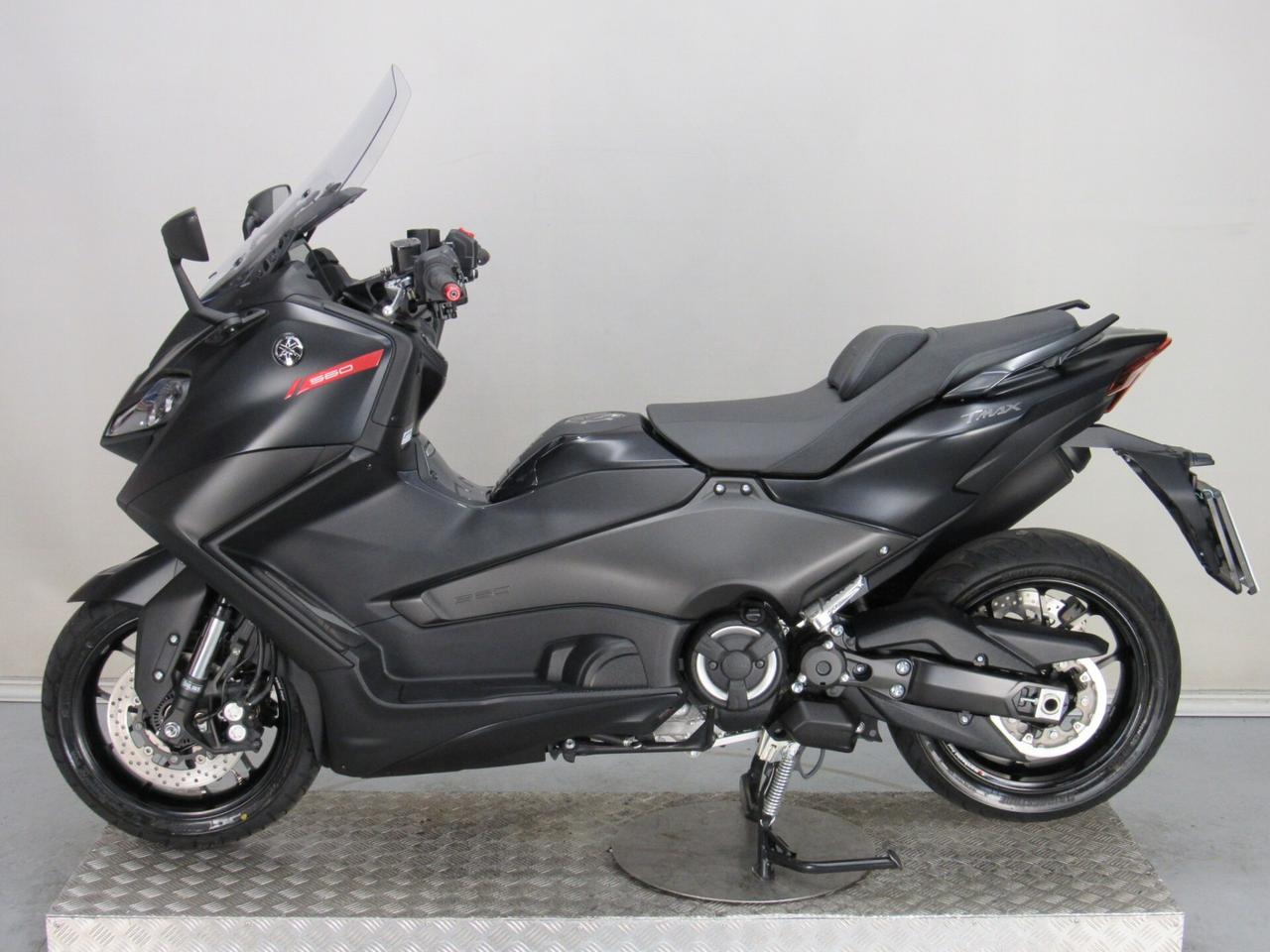 Yamaha TMAX 560 ABS