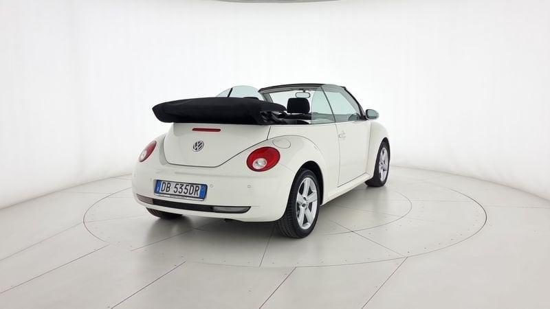 Volkswagen New Beetle 2.0 Cabrio Automatico