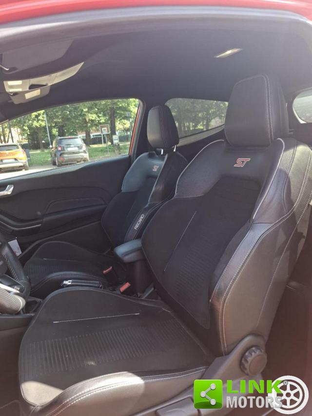 FORD Fiesta 1.5 Ecoboost 200 CV 3 porte ST