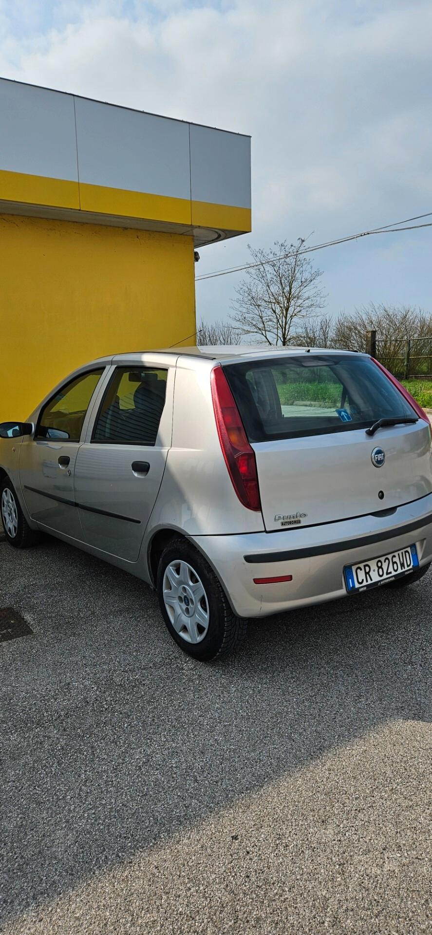 Fiat Punto 1.2i cat 5 porte EL