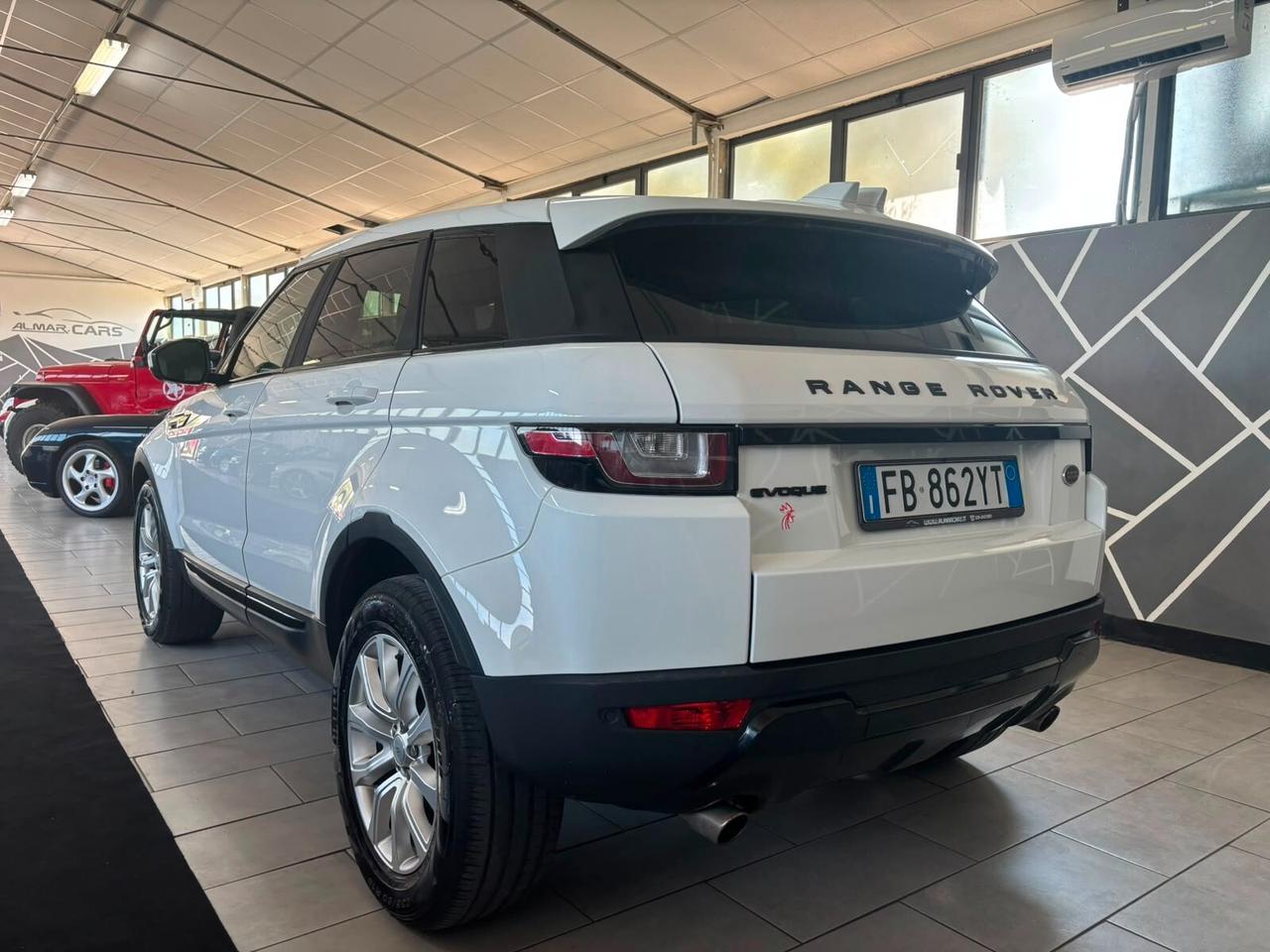 Land Rover Range Evoque 2.0 TD4 150 CV 5p. SE Dynamic
