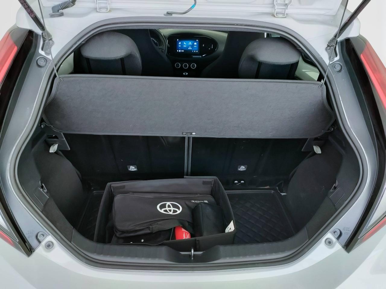 TOYOTA Aygo X - Aygo X 1.0 Active 72cv