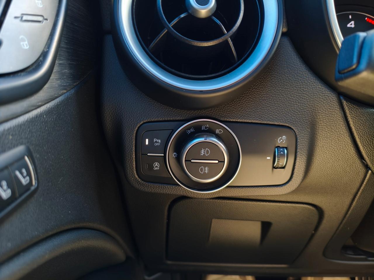 Alfa Romeo Stelvio 2.2 Turbodiesel 210 CV AT8 Q4 Ti