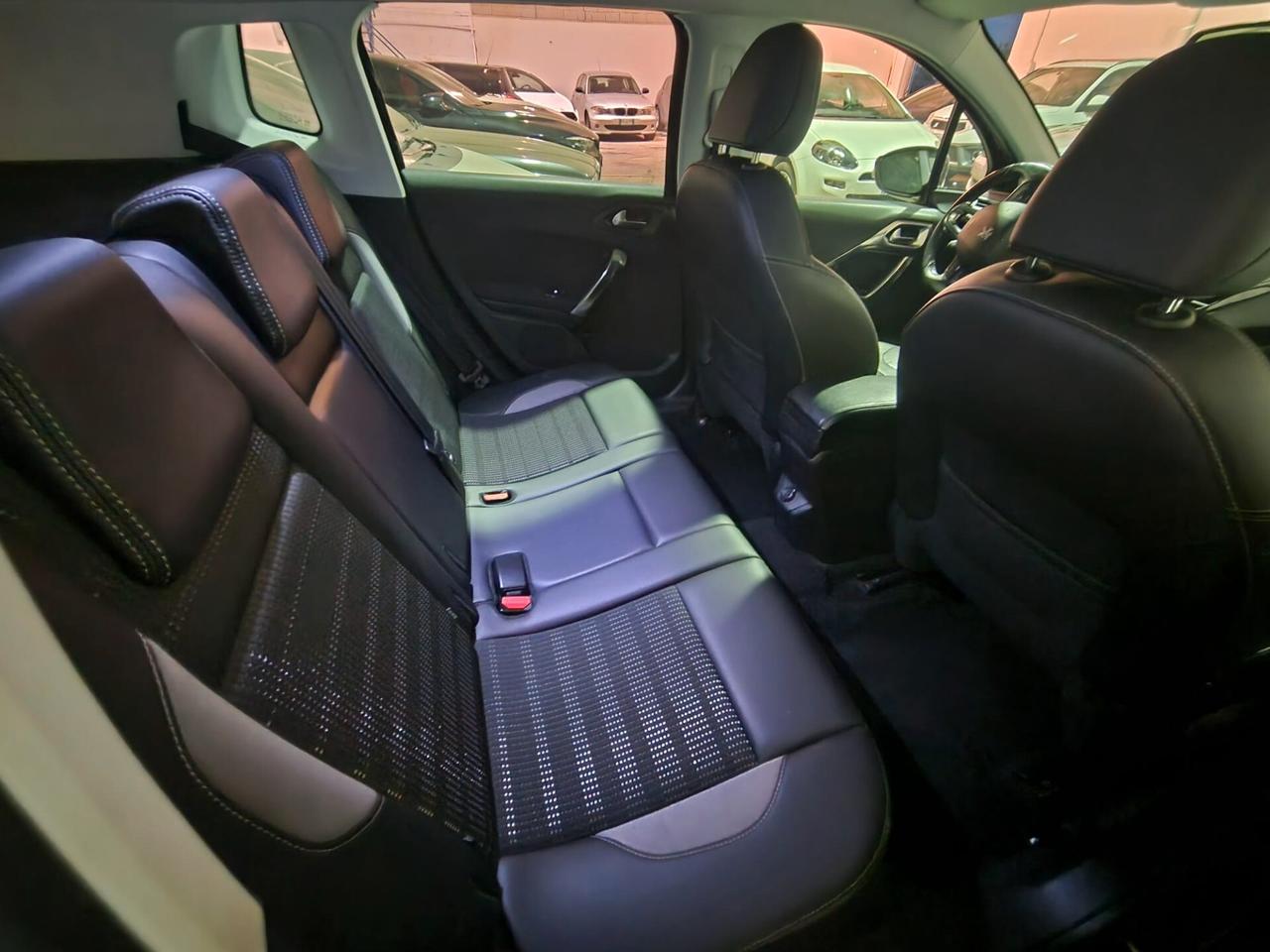 Peugeot 2008 1.2 VTi 82CV Allure