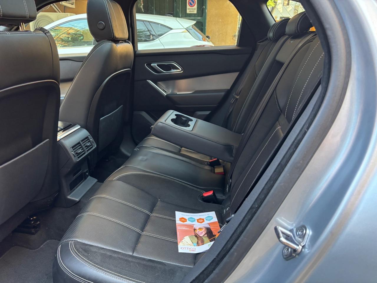 Land Rover Range Velar 2.0D I4 180 CV R-Dynamic HSE