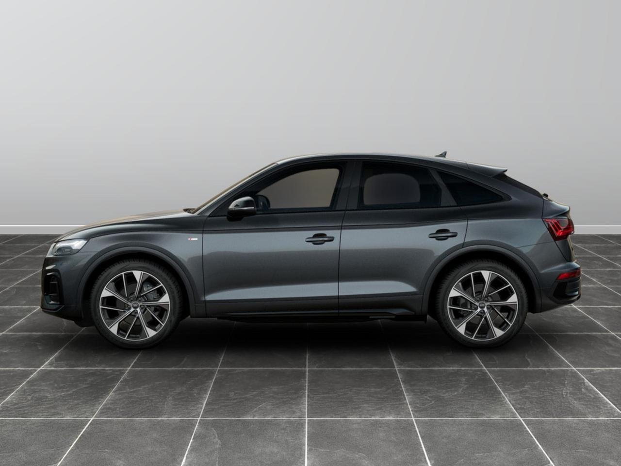 Audi Q5 sportback 40 2.0 tdi mhev 12v identity black quattro s tronic